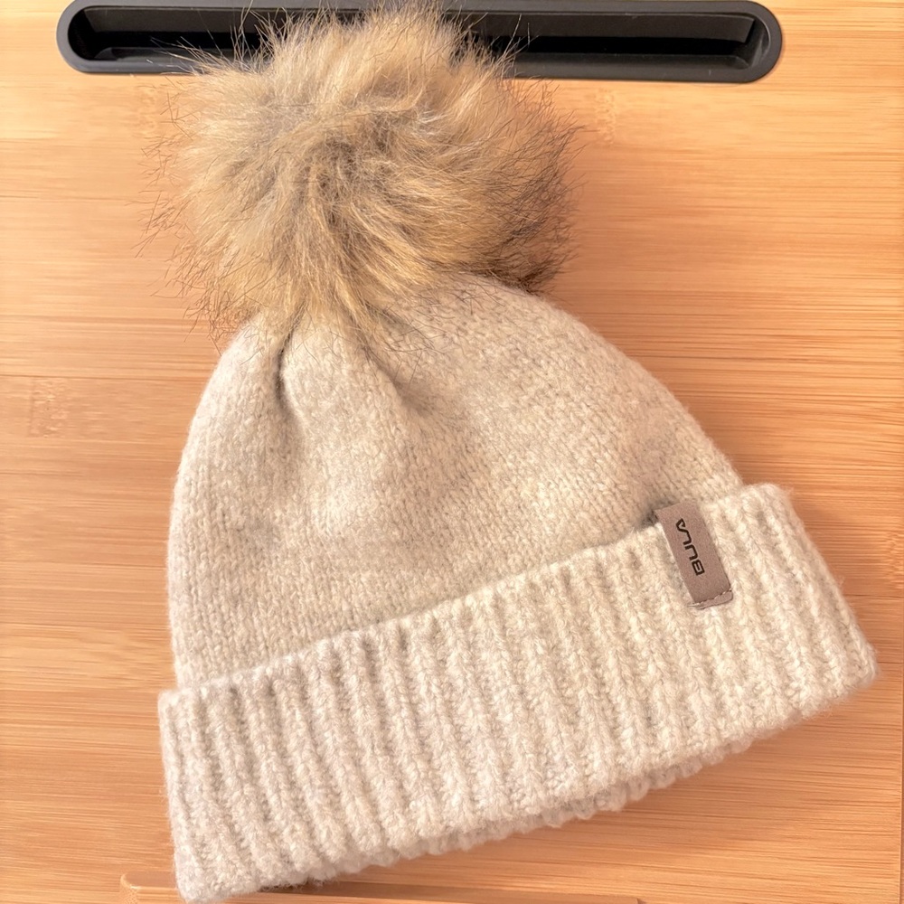 BULA | Beige Knit Beanie with Faux Fur Pom